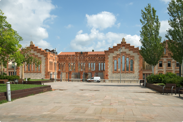 Fachada del campus central de la URV